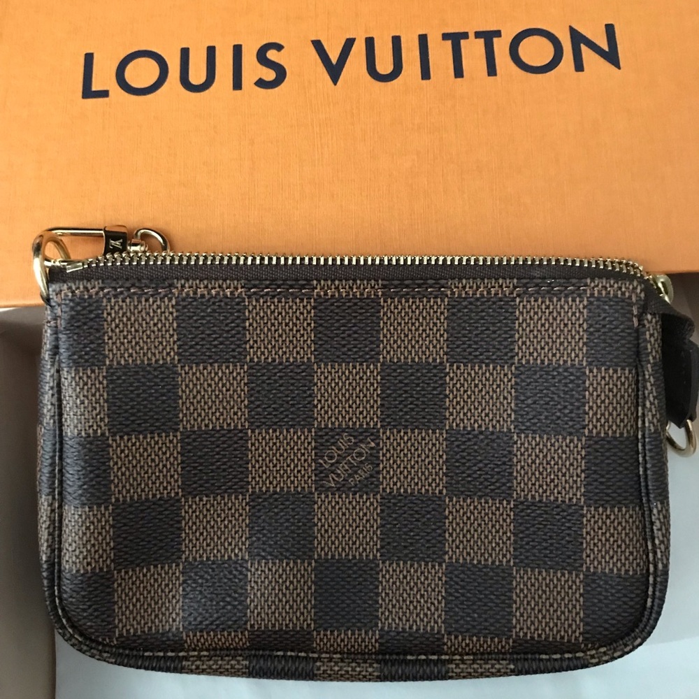 SOLD Ebene Pochette 100% authentic